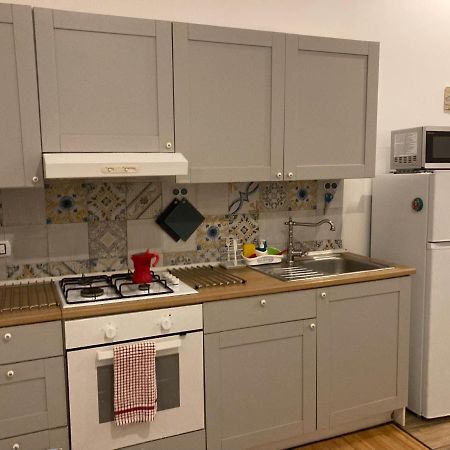 Appartement Casa Gaia A Due Passi Dal Duomo à Naples Extérieur photo