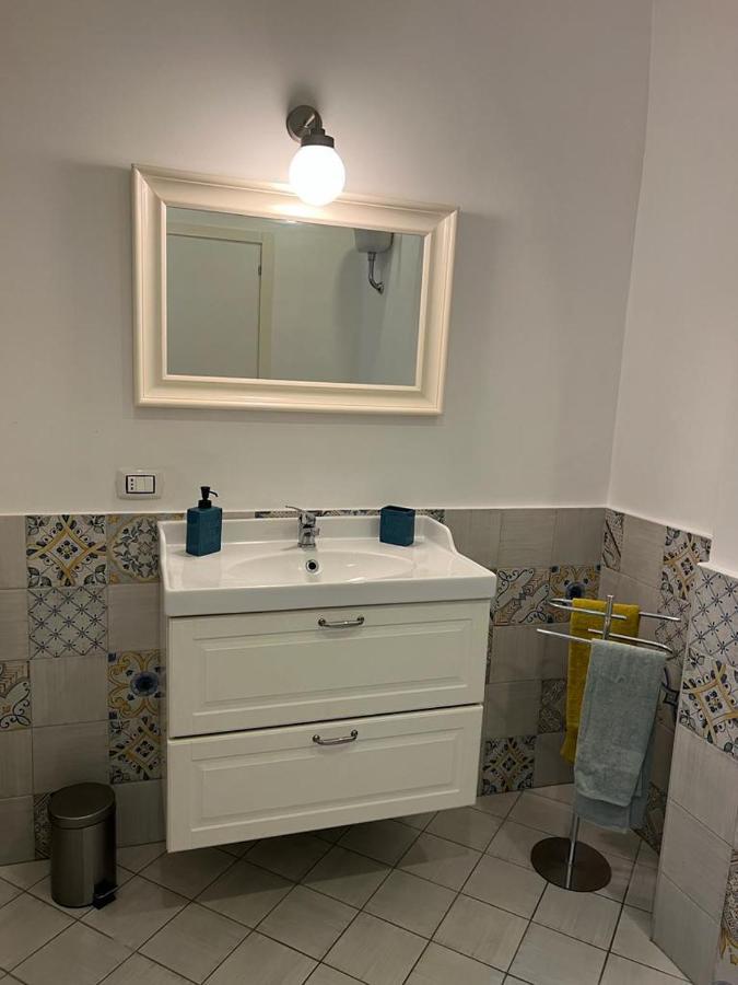 Appartement Casa Gaia A Due Passi Dal Duomo à Naples Extérieur photo