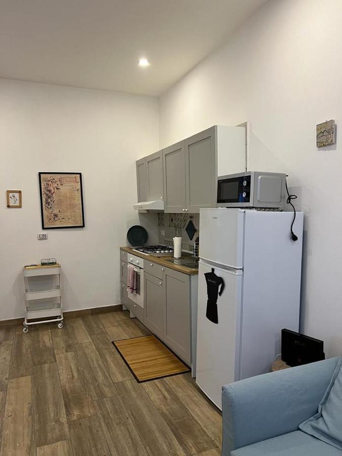 Appartement Casa Gaia A Due Passi Dal Duomo à Naples Extérieur photo